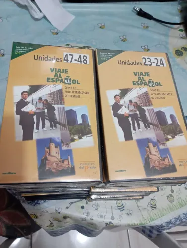 Coleção incompleta 26 VHS Viaje Espanhol