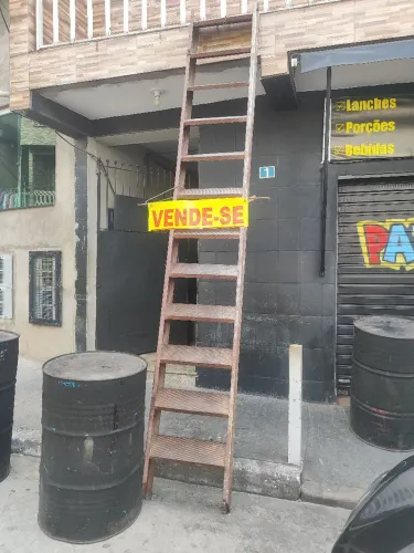 Escada ferro