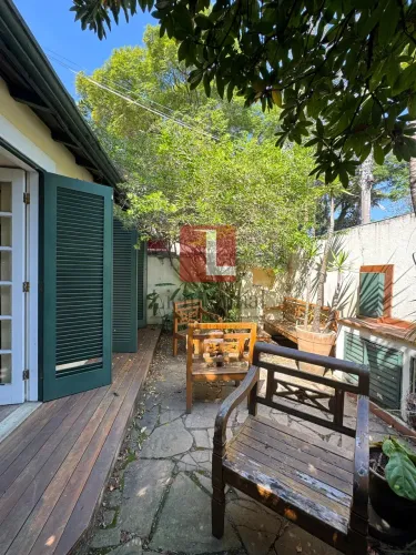 Casa à venda no Jardim Paulista, São Paulo | 250m²