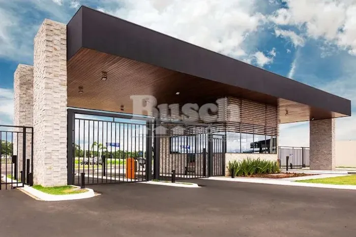 Terreno para venda com 300 m² em Villa de Leon 1, Piratininga - SP