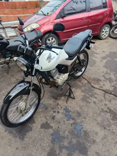8.300