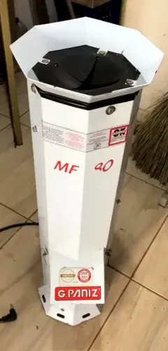 Moinho de pão G Paniz usado
