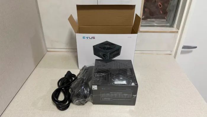 Fonte Evus ATX R500 entrega 500w reais - NOVO
