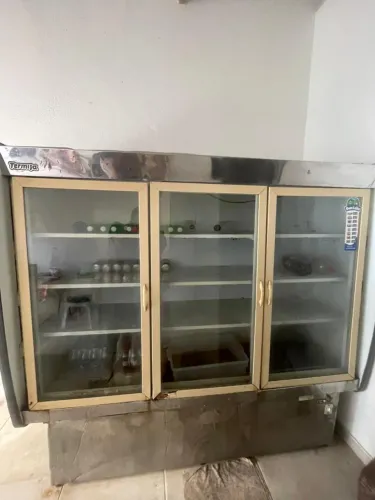 Refrigerador expositor