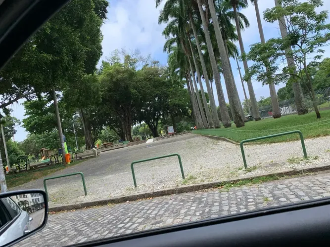 Apartamento para venda possui 65 metros quadrados com 2 quartos