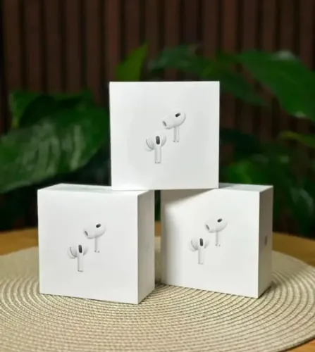 Fone airpods 3 pro <br>$1500
