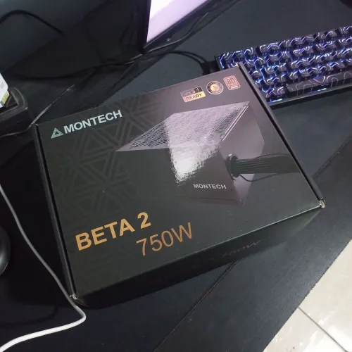 Fonte Montech Beta 2 750W - NOVA!
