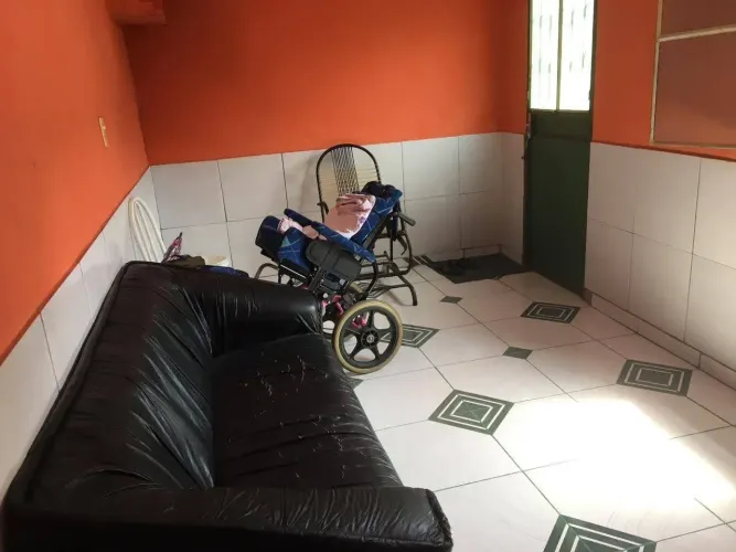 Vendo casa na Vila da Prata somente a vista!!!