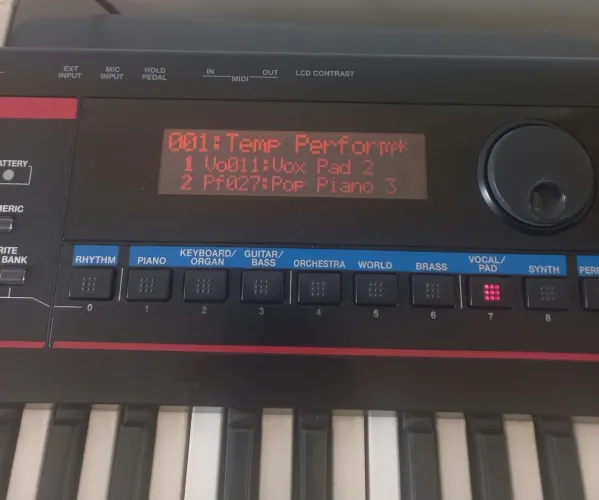 Teclado Roland Juno Di