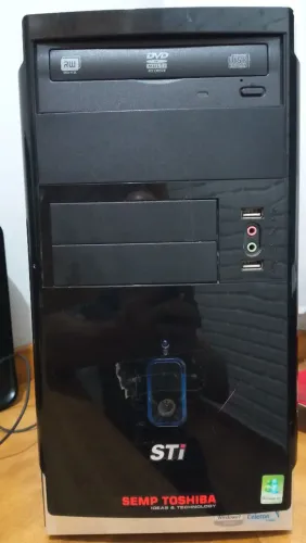 Computador STI Toshiba completo (c/ defeito - ver detalhes na descrição)