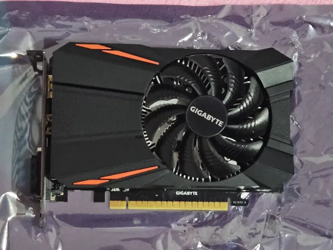 Placa GTX 1050Ti 4GB