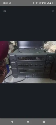 Caixa de som 3 em 1 