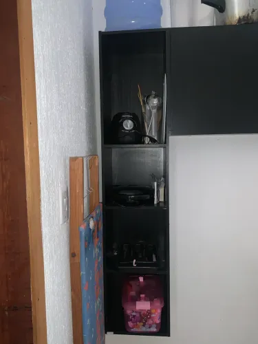Armário preto