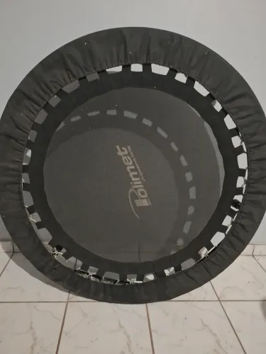 Vendo JUMP em estado de novo.<br>Molas em perfeitas condições! <br><br>R$200,00