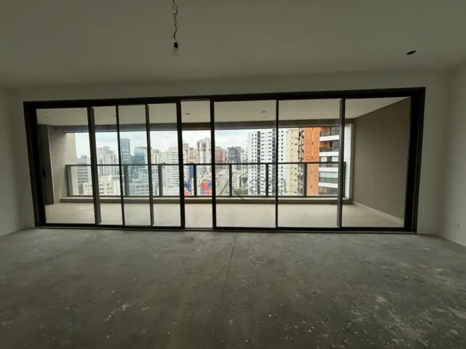 Apartamento - Vila Nova Conceição - 3 Dormitórios - 3 Suítes - 154m².