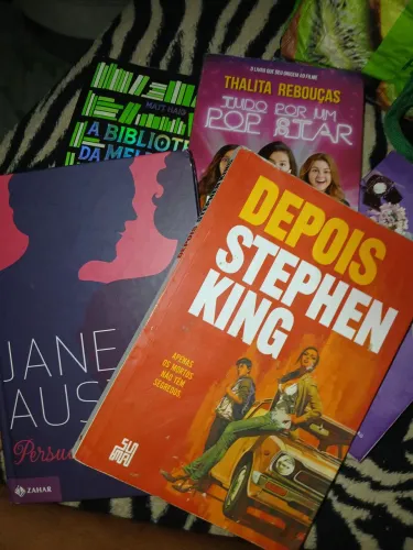 LIVROS SEMI NOVO em bom estado