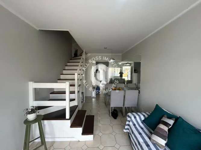 Casa em Condomínio à venda em Canoas
