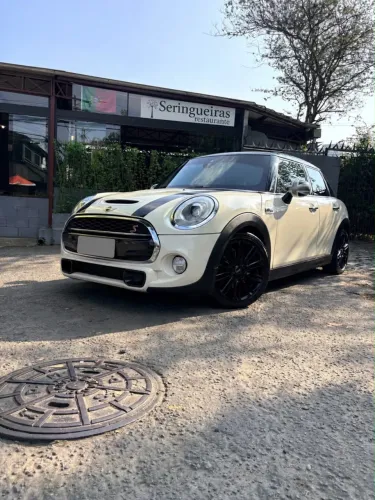 Mini Cooper S 2.0 Turbo 16V 5P Aut. 2015