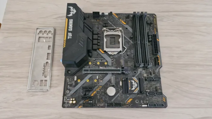 Placa-mãe ASUS TUF B360 Gaming COM DEFEITO ? peças ou reparo