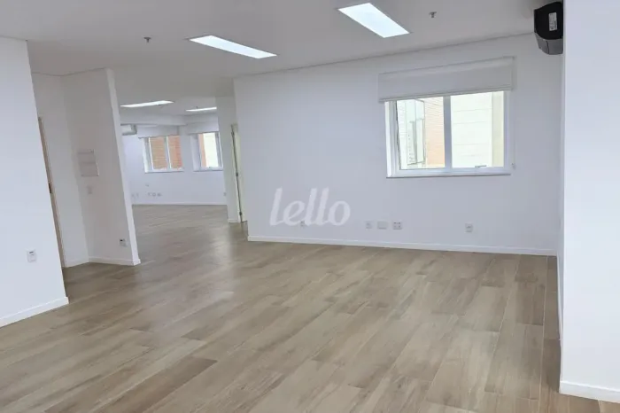 Comercial para alugar no(a) Vila Carrão