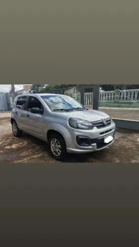Fiat Uno Attractive 1.0 EVO Fire Flex 8V 5P 2020