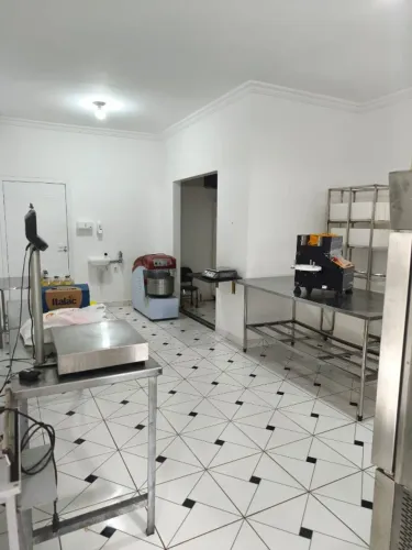 COZINHA INDUSTRIAL EQUIPADA - LOCAÇÃO POR TEMPO