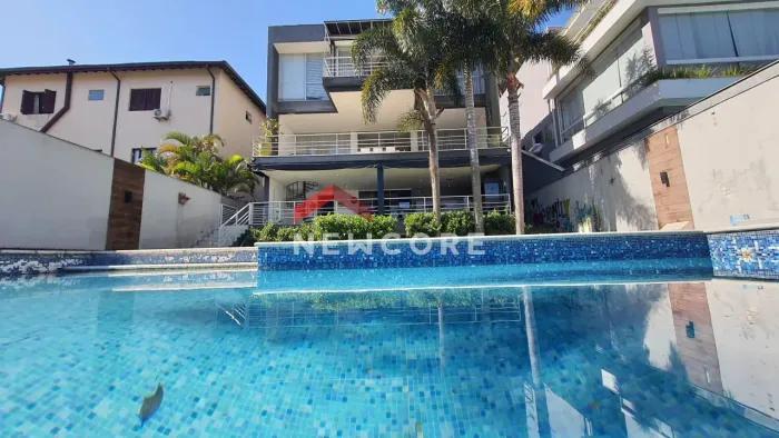Casa de condomínio em Alameda Turqueza - Golf Gardens - Carapicuíba/SP