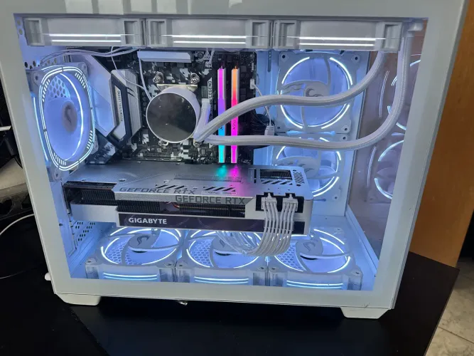 Pc Gamer rtx 3080 Vision + Ryzen 7 5800x3d (Leia)