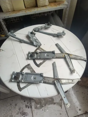 Engenho do vidro Corsa classic 