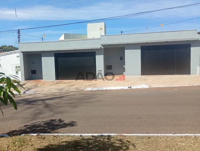 CASA ALTO PADRÃO NOVA BALNEARIO MEIA PONTE