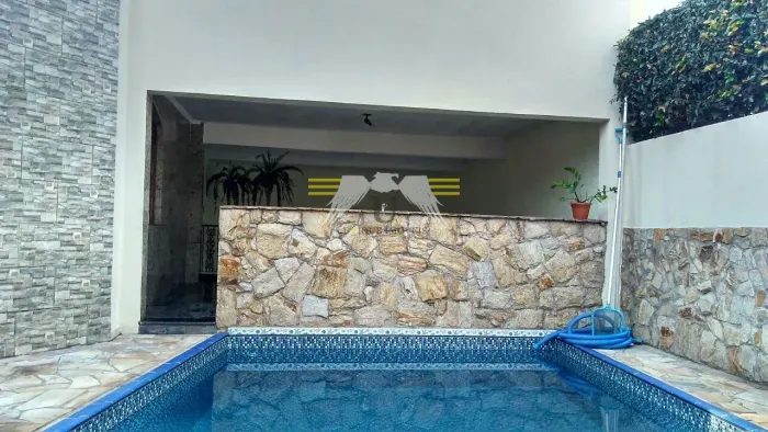 Lindo sobrado à venda no Jardim Vila Formosa com piscina Espaço, conforto e lazer complet