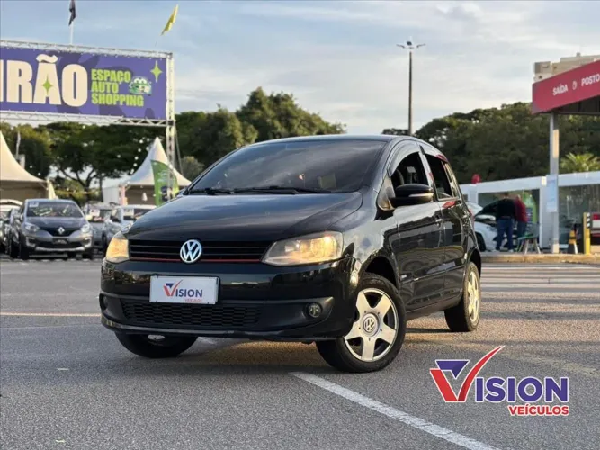Volkswagen Fox 1.0 MI Total Flex 8V 5P 2013