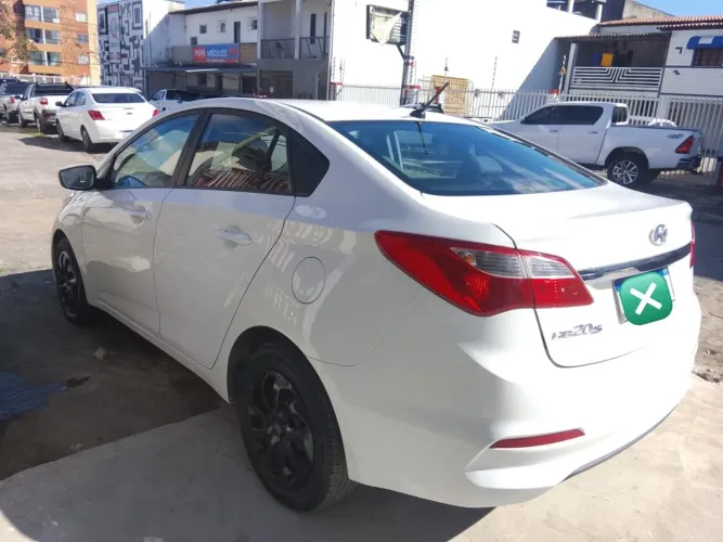 Hyundai HB20S C.plus/c.style1.0 Flex 12V Mec. 4P 2018