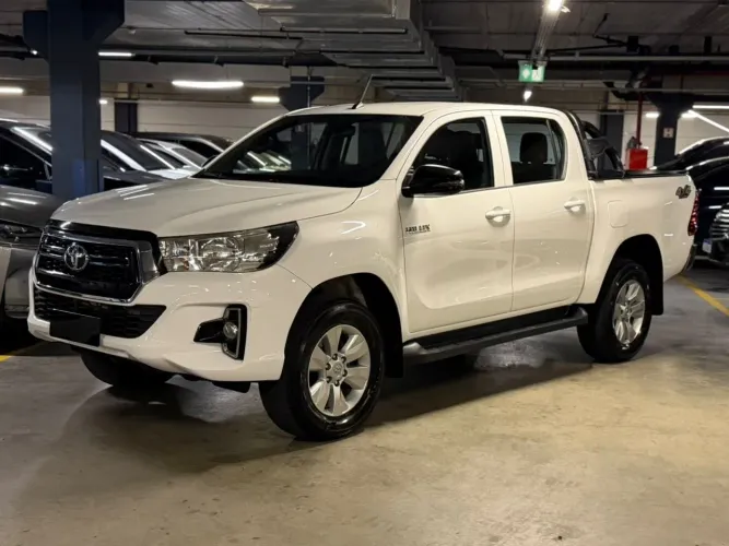 Toyota Hilux CD 4X4 2.8 Diesel Mec. 2019