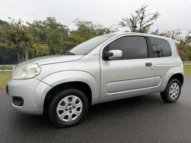 Fiat Uno Vivace 1.0 EVO Fire Flex 8V 3P 2012