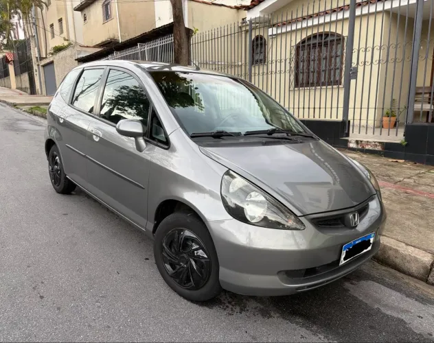 Honda Fit LX 1.4/ 1.4 Flex 8v/16v 5P Mec. 2004