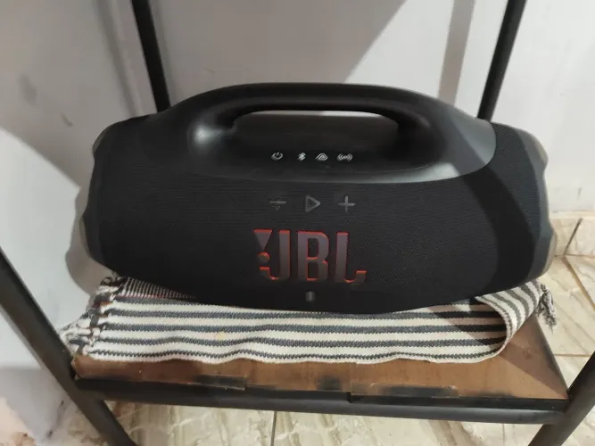 Jbl bombox 4