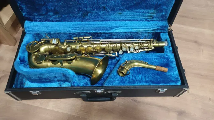 Sax Alto King Zephyr ano 1953