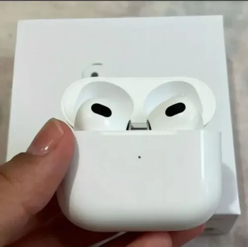 AirPods 3