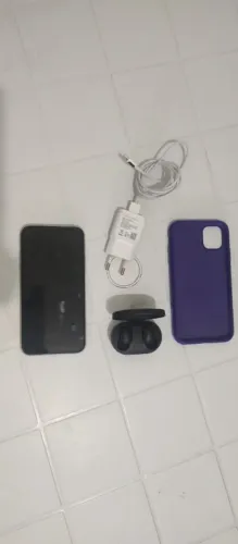 iPhone 11 128GB troco por TV 65 ou 75 som geladeira duplex notebook computador celular etc