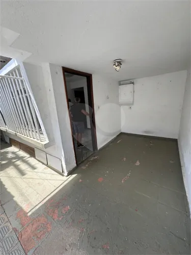 Casa à venda com 2 quartos, sendo 1 suíte, em Vila Augusta, Guarulhos - SP