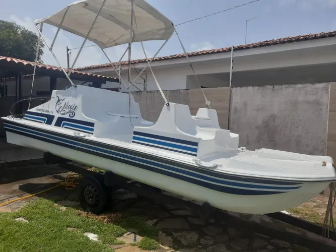 Lancha Nicole + Motor Yamaha - Excelente Estado