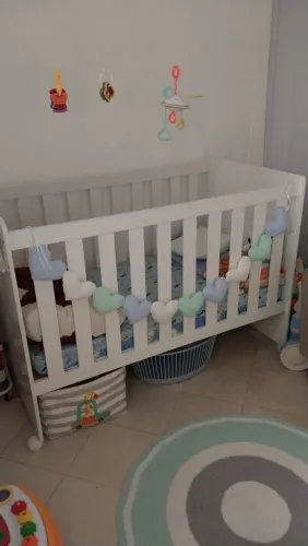 Berço com colchão/ usado, em boas condições