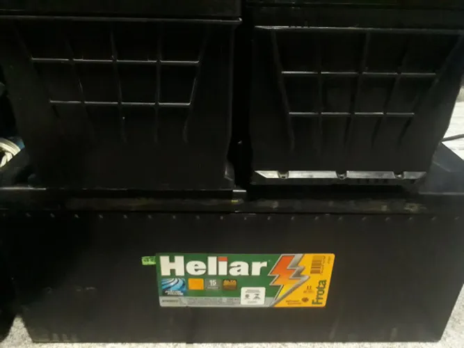 Bateria usada 150A Heliar. Apenas 250,00 a base de troca. 03 meses de garantia.