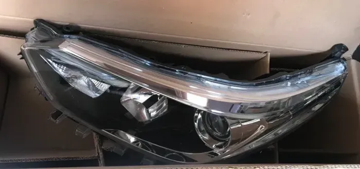 Farol Yaris led máscara negra elétrico (novo original)