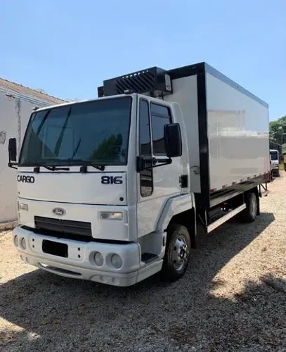 Ford Cargo 816 Baú Refrigerado