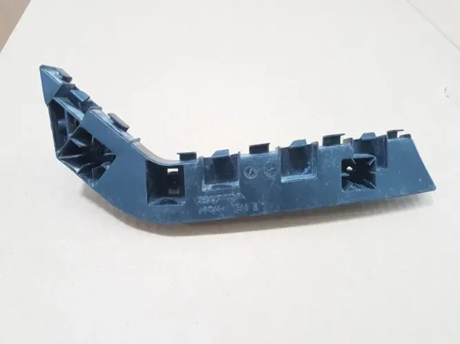 Guia Parachoque Dianteiro Direito Honda Civic G10 2017 2018 2019 Original BG2126