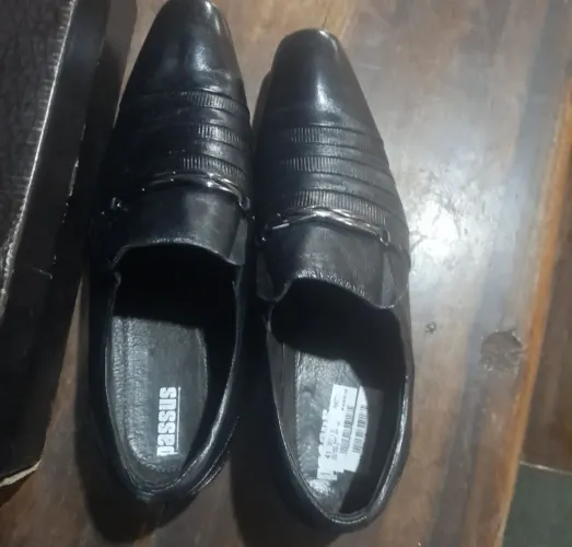 Sapato masculino em couro legítimo