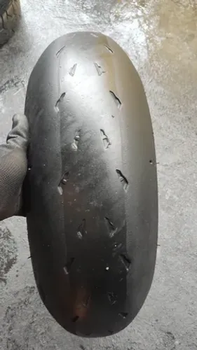 Pneu usado Michelin Power Cup2 200/55-17