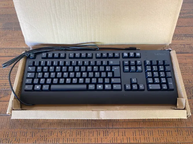 Lenovo Teclado Preto Usb